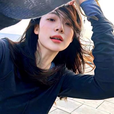 国民男神恋情细节流出，前后半年内幕曝光，后援会发声明